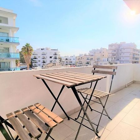 Spacious Lightflooded 2Br Apt / Near Center & Harbour 라르나카 외부 사진